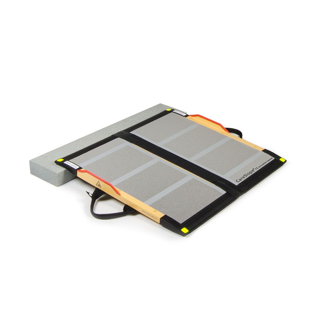 CareSlope 65 Open transportabel rampe i 65 cm foldet sammen - åben